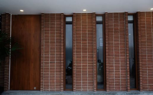 Nakhon Gallery